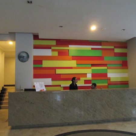 N3 Hotel Giacarta Esterno foto