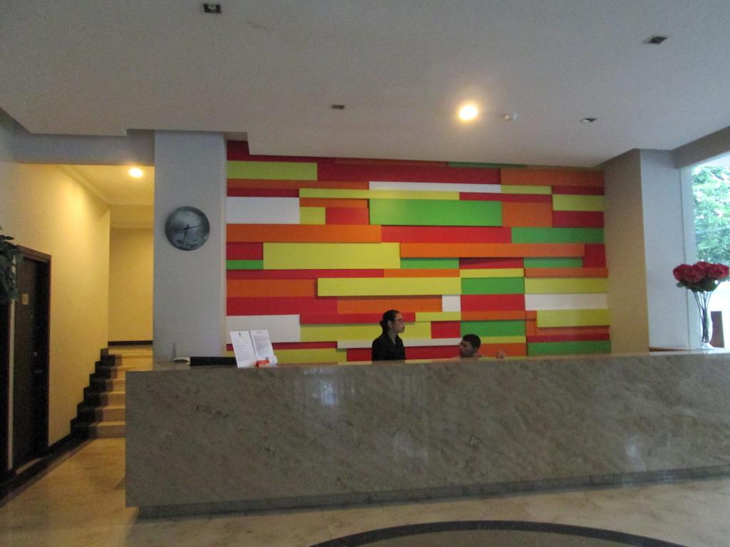 N3 Hotel Giacarta Esterno foto